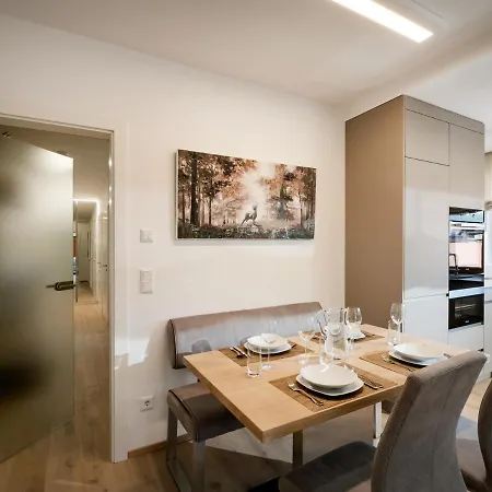 Herzi - Ausgestattet, Neu, Chic Und Sehr Gemuetlich Apartmán