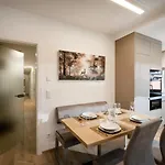 Herzi - Ausgestattet, Neu, Chic Und Sehr Gemuetlich Apartamento