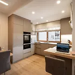 Herzi - Ausgestattet, Neu, Chic Und Sehr Gemuetlich Apartamento